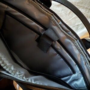 Kenneth Cole Reaction Black Leather Briefcase Men's Bag